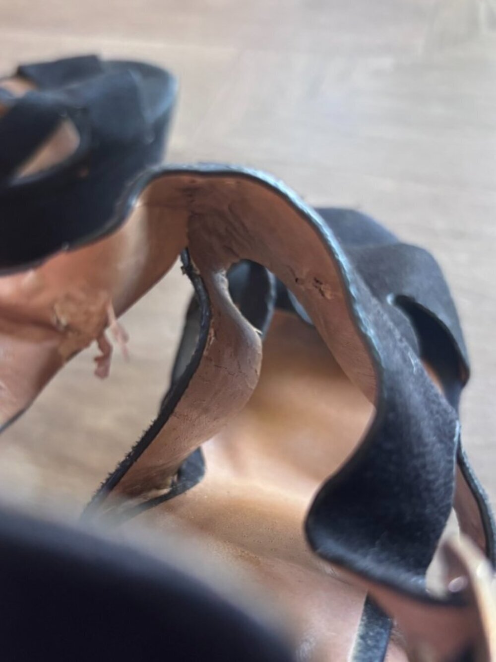 Do Black Suede Platform Strappy Wedges - Picture 5 of 9
